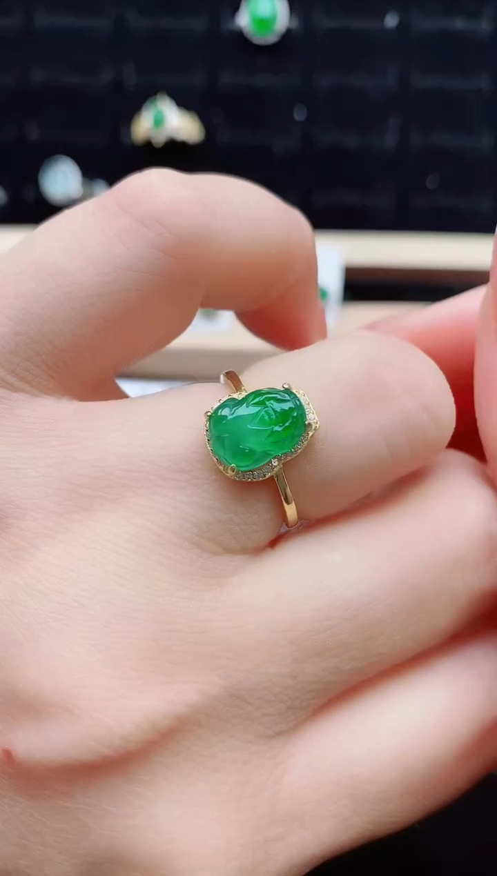 【闪购商品】翡翠戒指银S925镶嵌12121