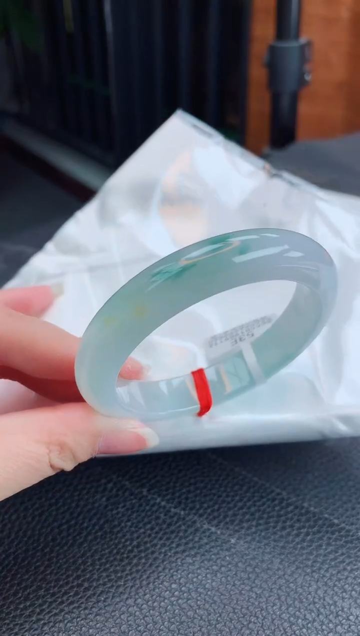 【闪购商品】翡翠手镯未镶嵌缅甸天然翡翠A货手镯