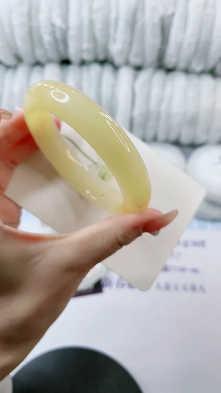 【闪购商品】石英质玉手镯未镶嵌0934390726-62多样性发货