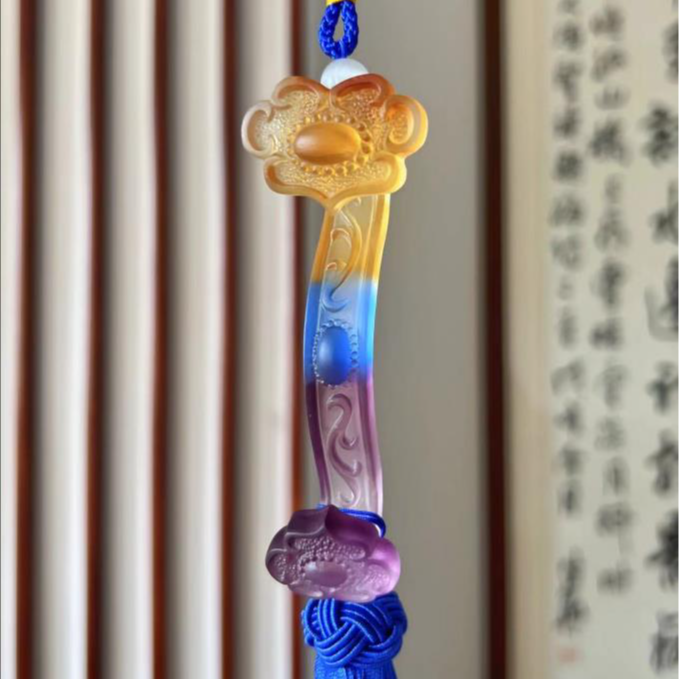 奇居生活. 蓝色福寿如意琉璃车载节庆装饰挂摆件