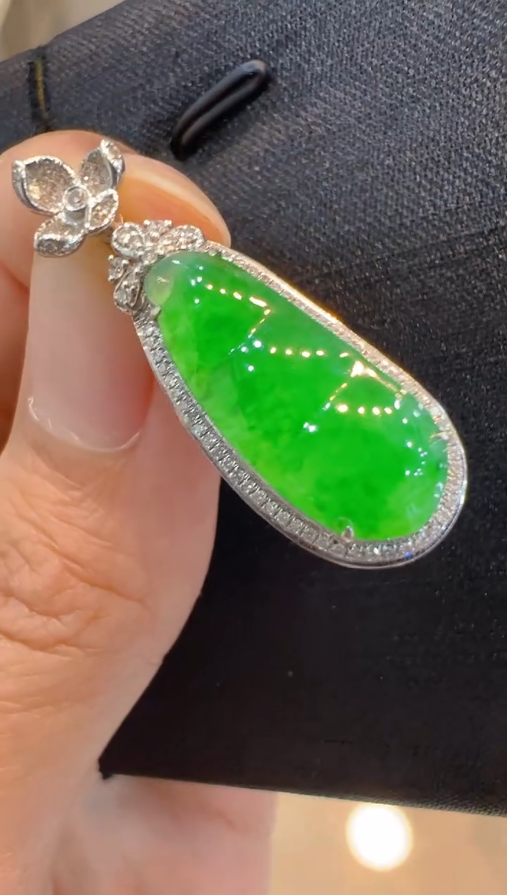 翡翠18K金镶嵌吊坠(不含链)多样性团购发一件