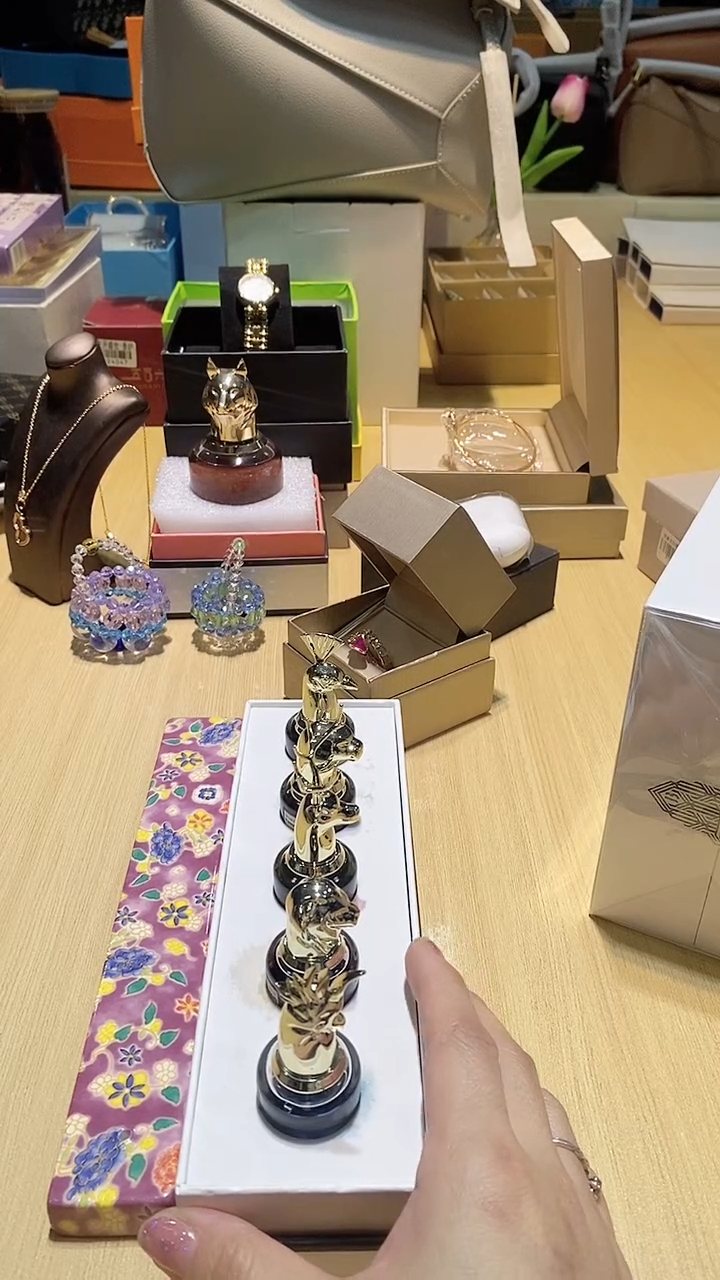 【闪购商品】瓷片锅碗瓢盆一件不剩