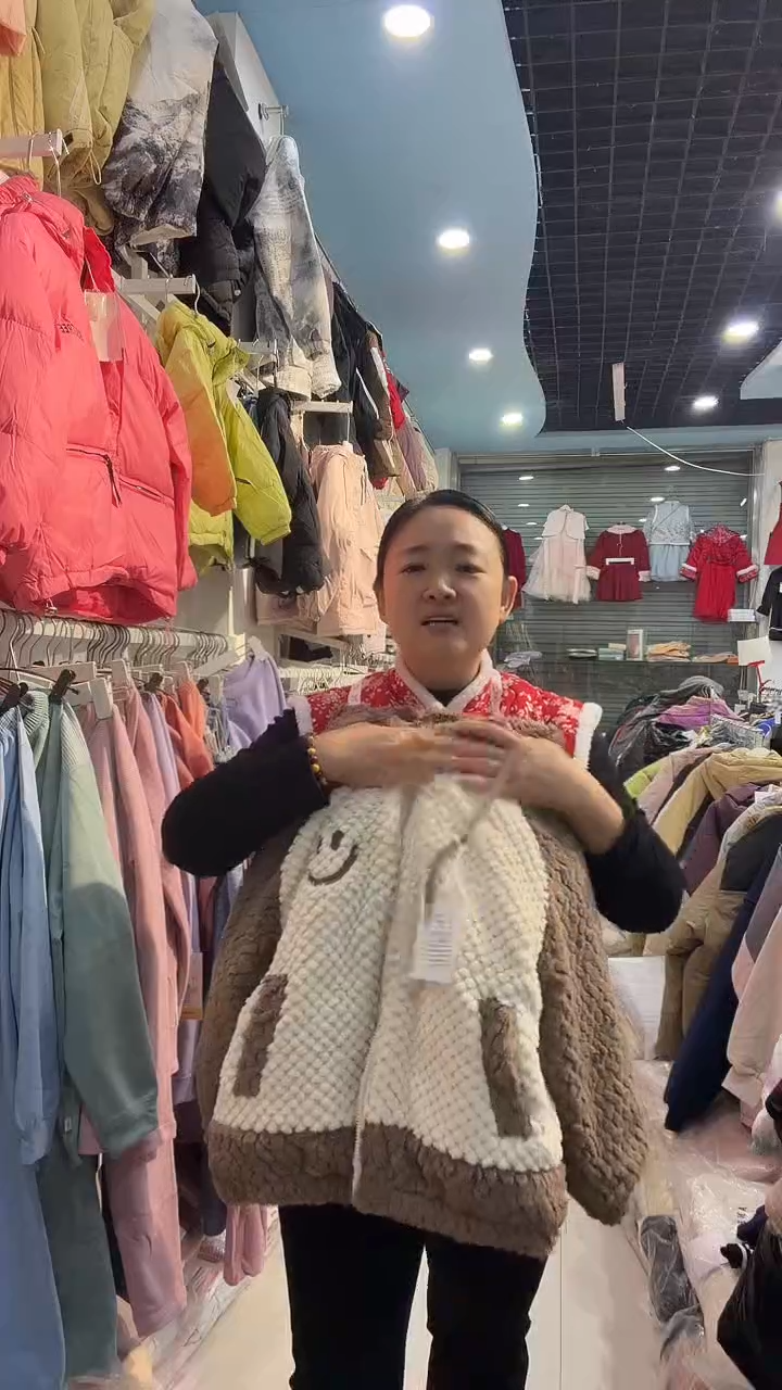 直播间优惠39.9米一件加绒加厚外套包邮到家(130码)身高穿120cm