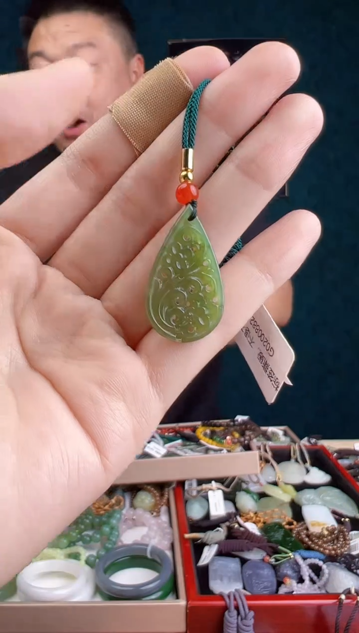 和田玉未镶嵌颈饰多样性发货 拍一单发一个