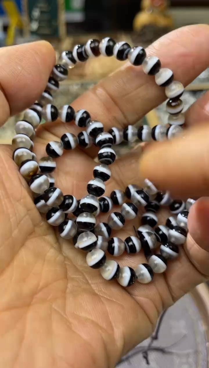 玛瑙/玉髓颈饰未镶嵌，