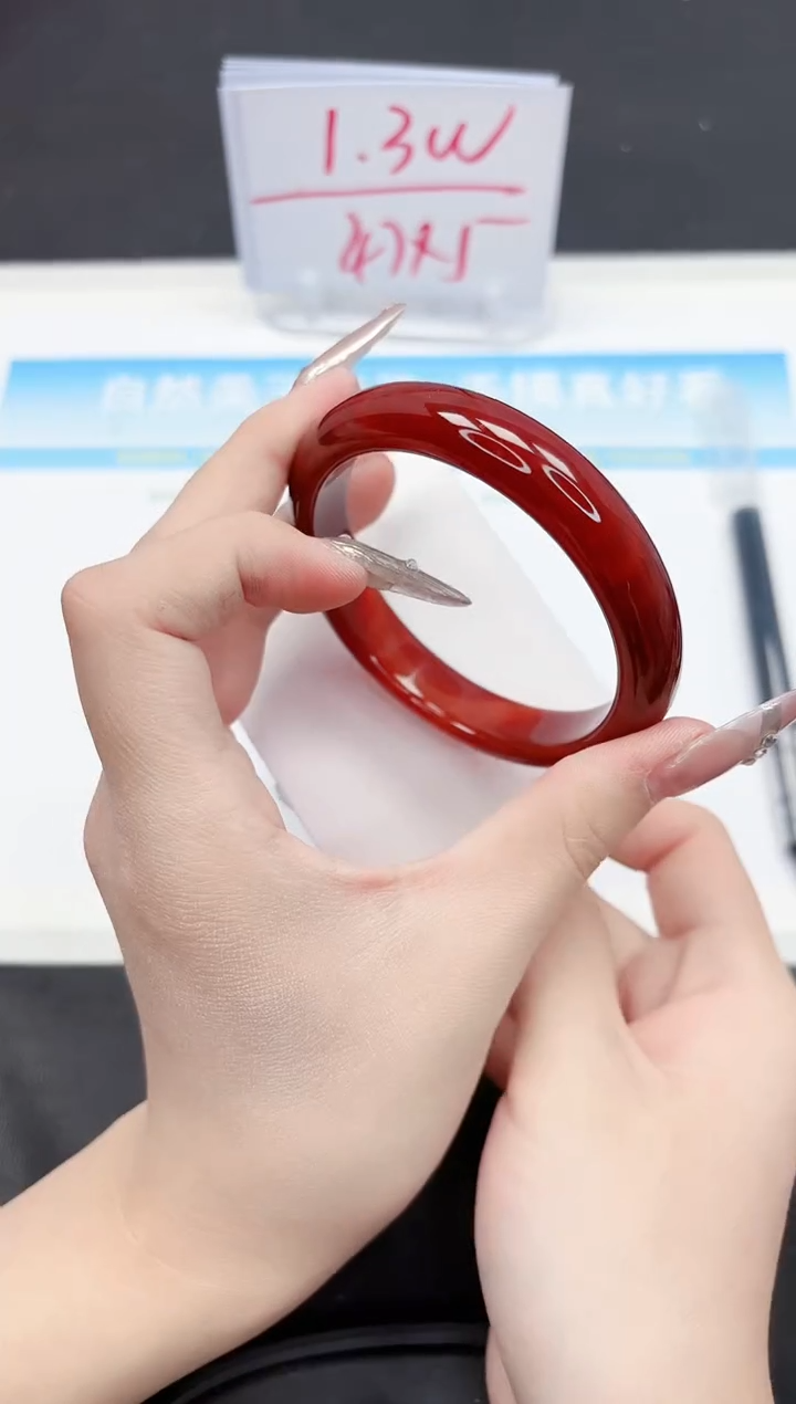 【闪购商品】石英质玉手镯未镶嵌140-59.8