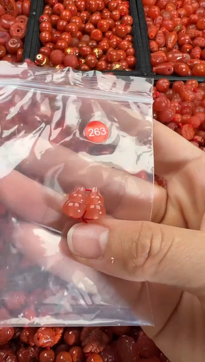 【闪购商品】南红玛瑙颈饰未镶嵌1