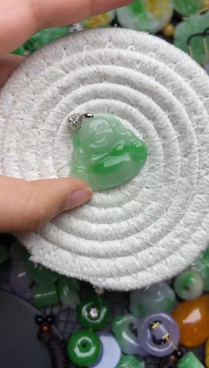 颈饰未镶嵌翡翠缅甸翡翠吊坠