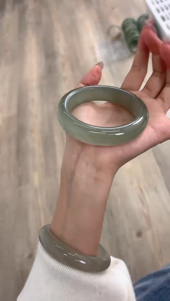 未镶嵌手镯石英质玉143-57D