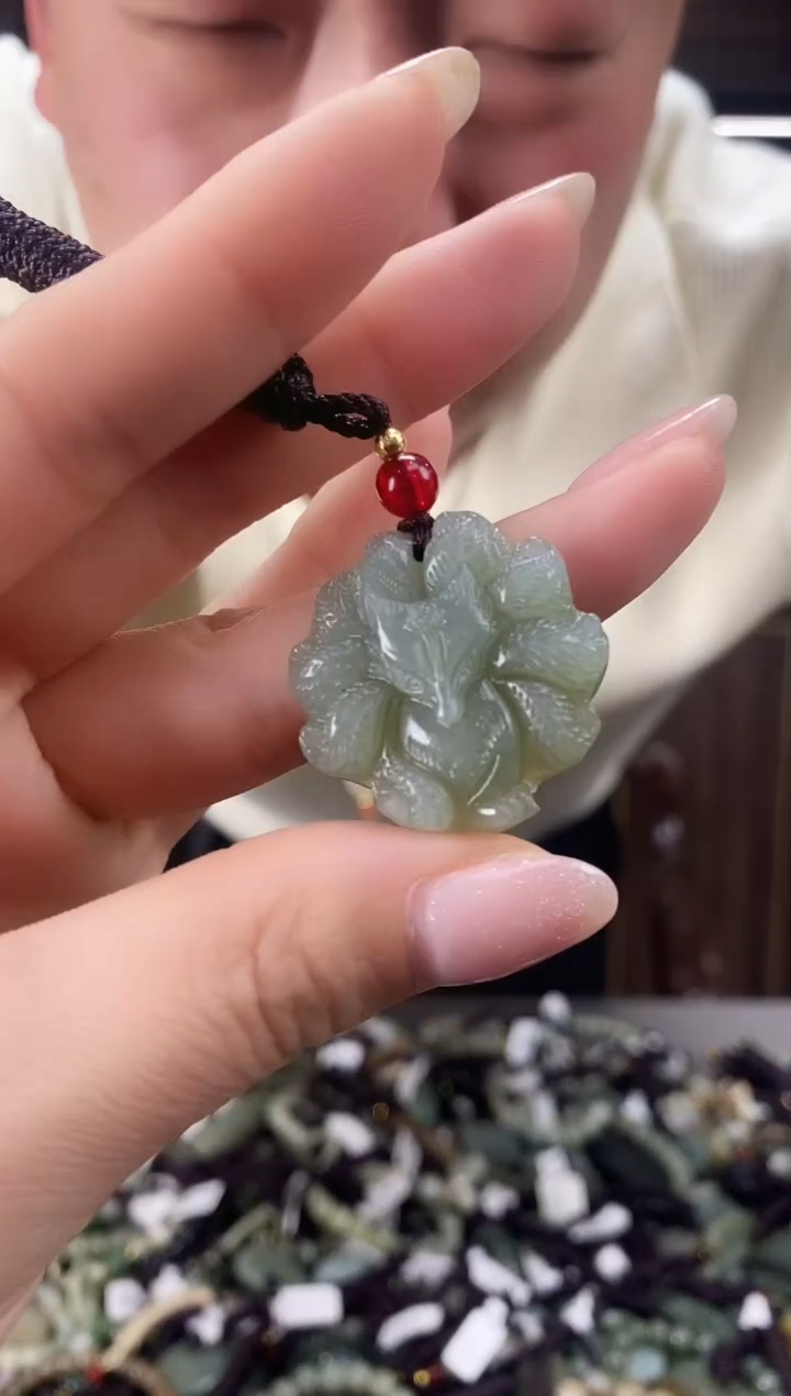 【闪购商品】和田玉颈饰未镶嵌多样性发货，拍一发一