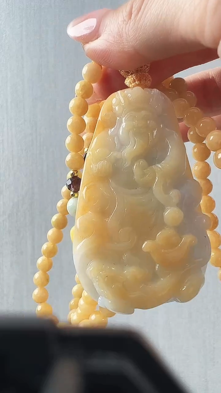 颈饰未镶嵌翡翠财神
