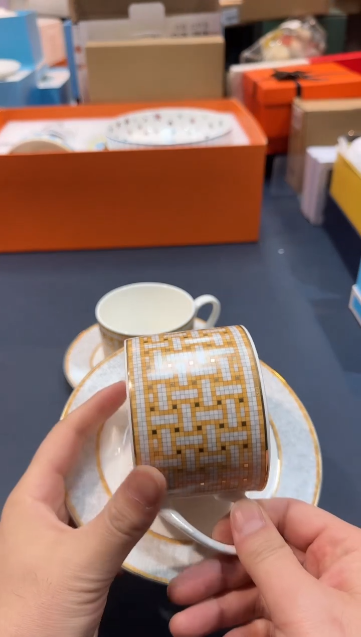 【闪购商品】碗HT161全场正品，京东包邮