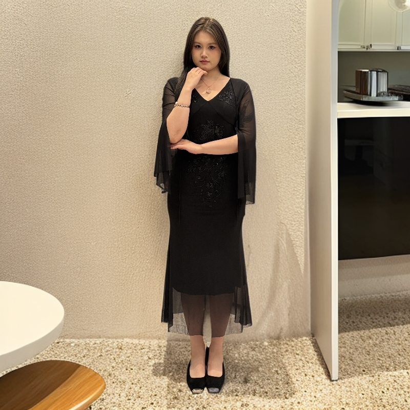 星云里微胖服饰｜歌剧魅影｜高级微胖珠片绣超弹力法式显瘦连衣裙