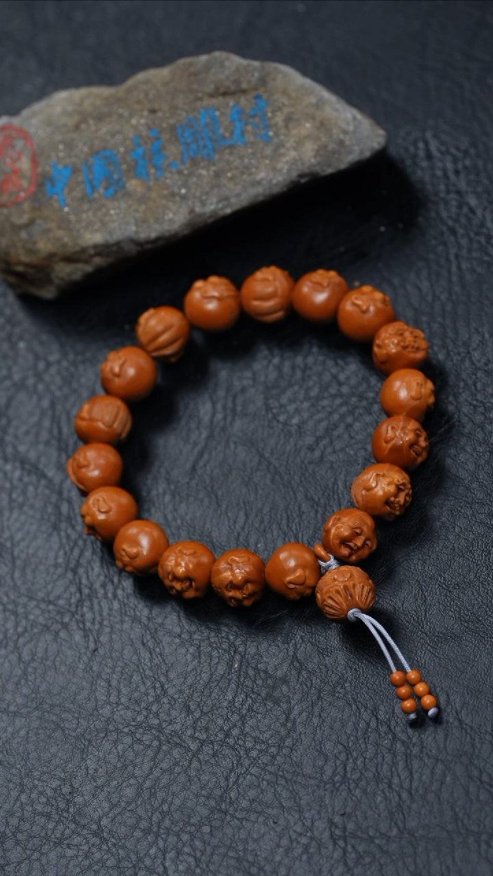 【闪购商品】橄榄核吊坠橄榄核