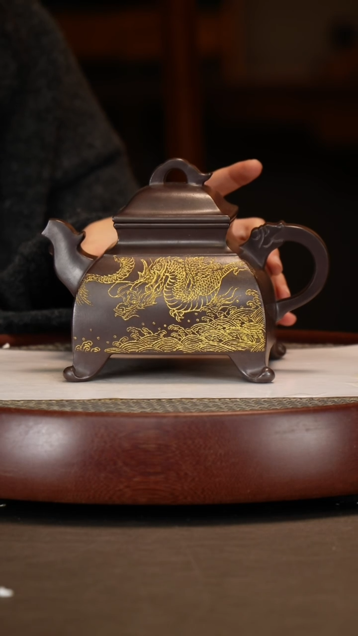 【闪购商品】紫砂茶壶四方龙韵