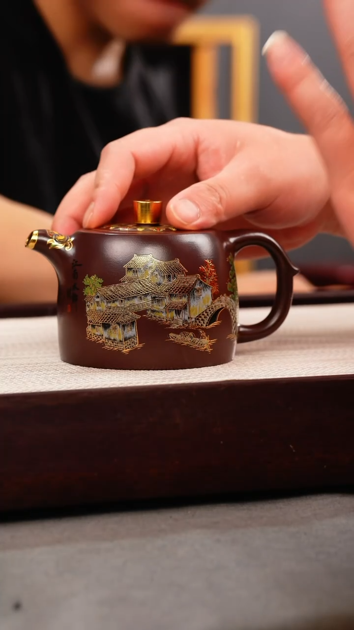 茶壶紫砂石红 井栏 忆江南珐琅彩