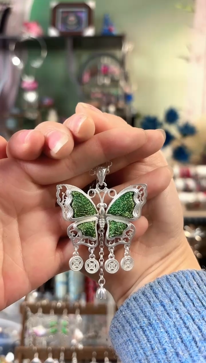 彩云南阁非遗老绣038