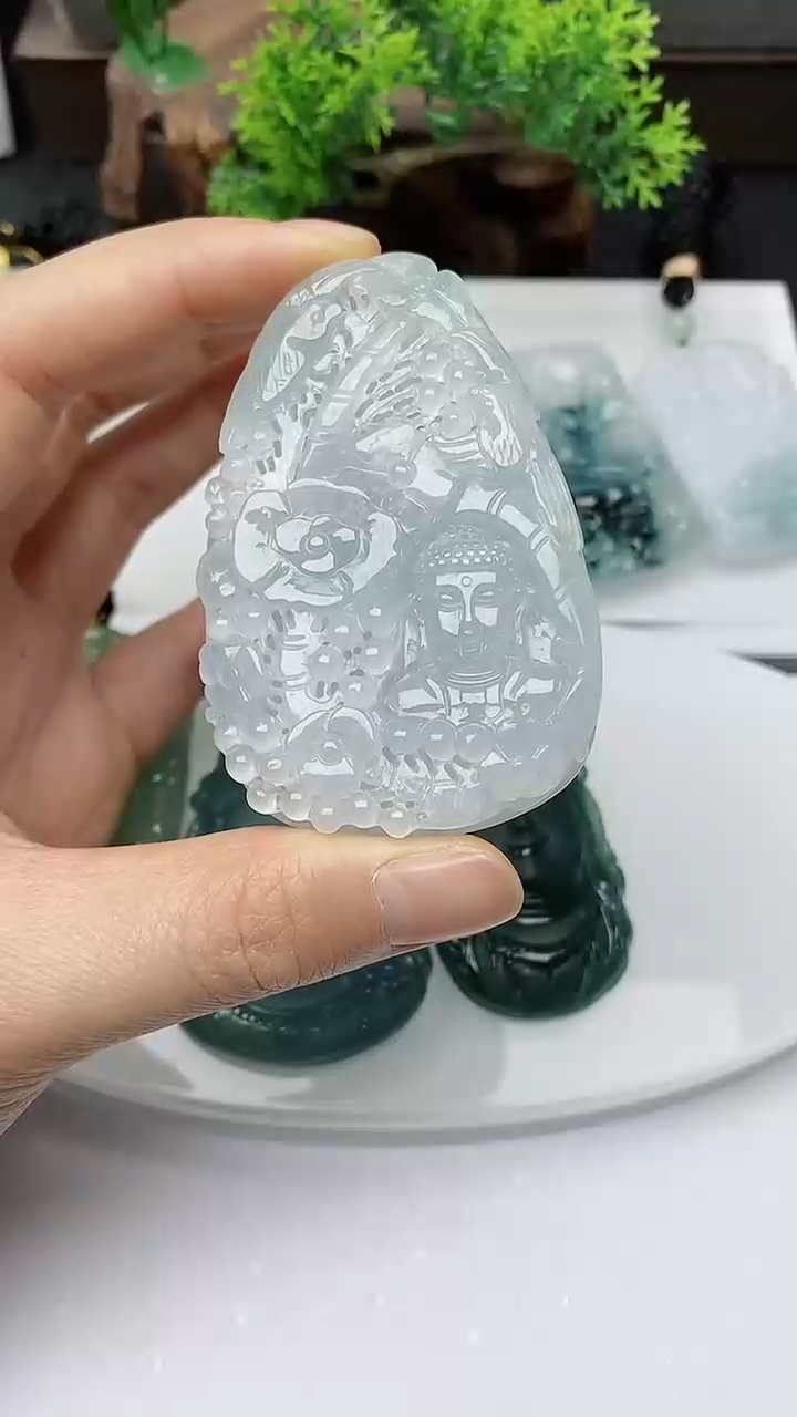 【闪购商品】翡翠颈饰未镶嵌