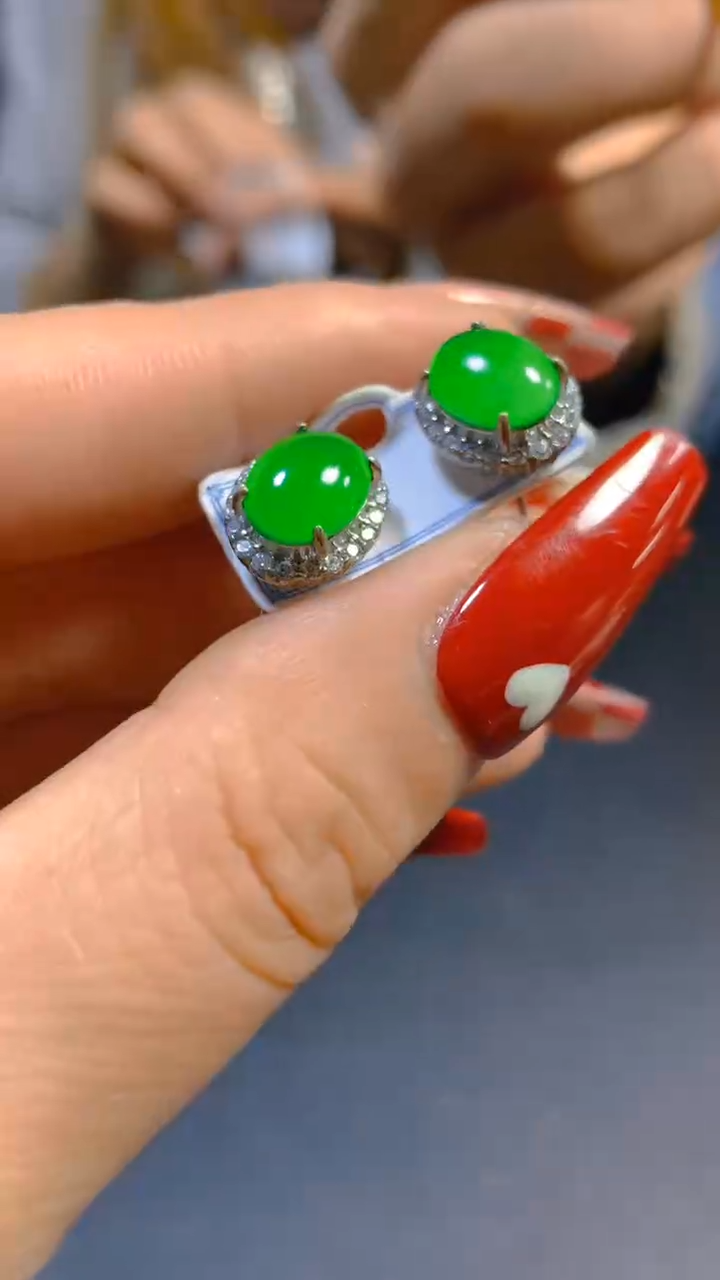 【闪购商品】翡翠耳饰未镶嵌0414263515多样性发一