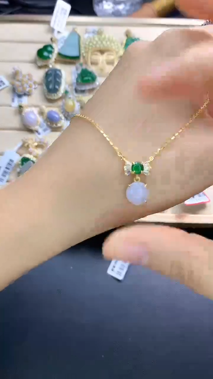 翡翠银S925镶嵌颈饰翡翠 银S925镶嵌 颈饰