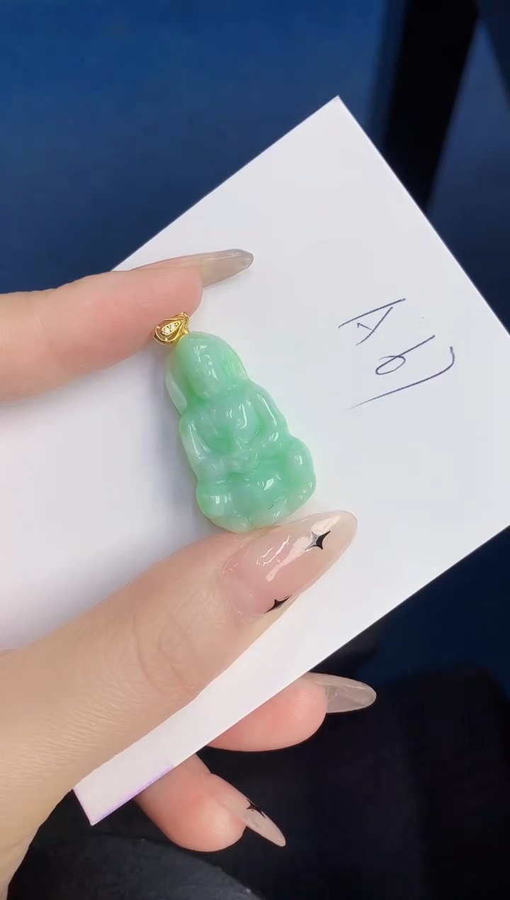 颈饰未镶嵌翡翠缅甸天然翡翠A货
