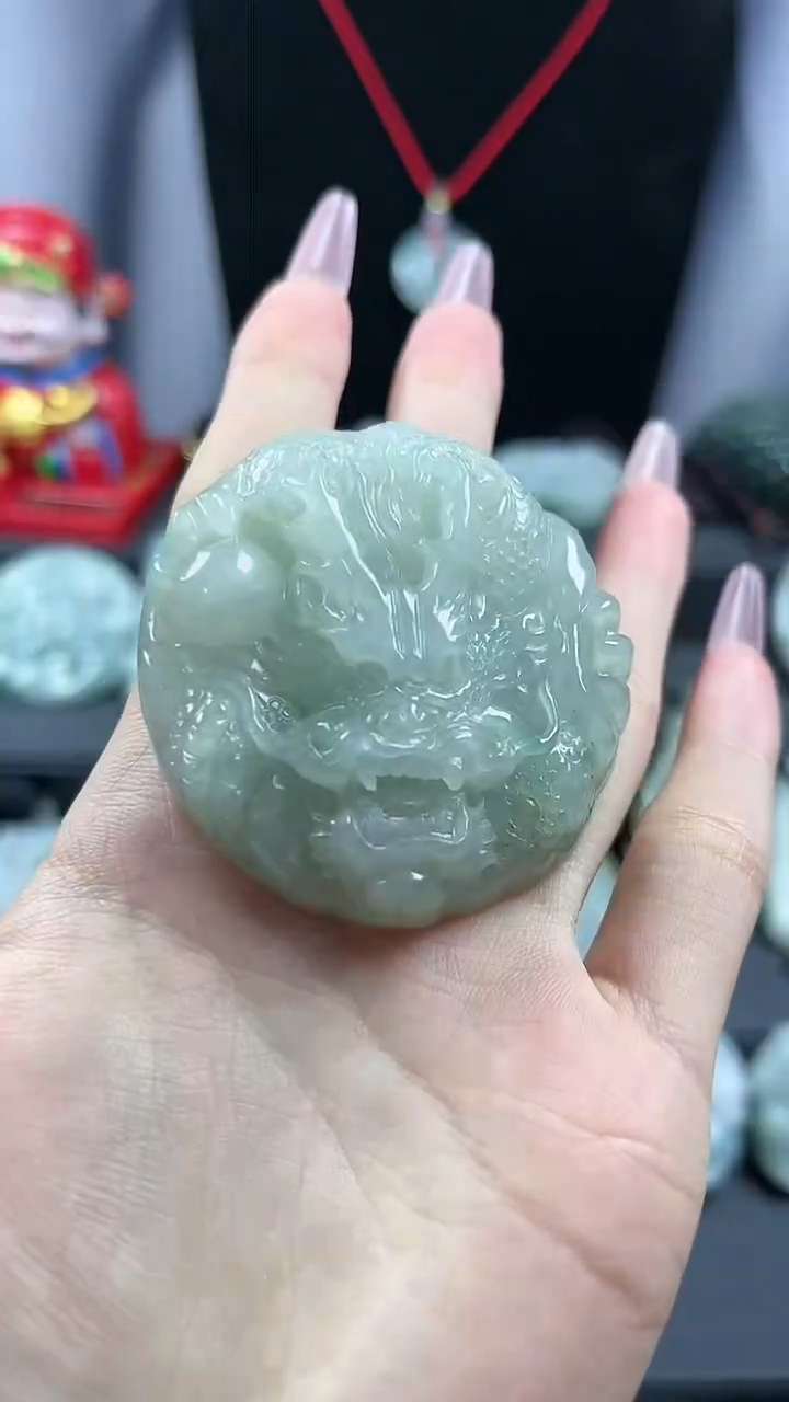 【闪购商品】翡翠颈饰未镶嵌圆龙头