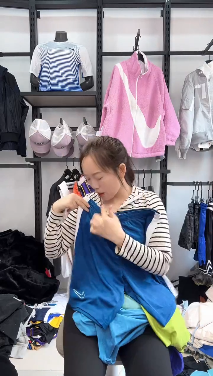 2719  编码 瑕疵直播间过款为准 尺码
