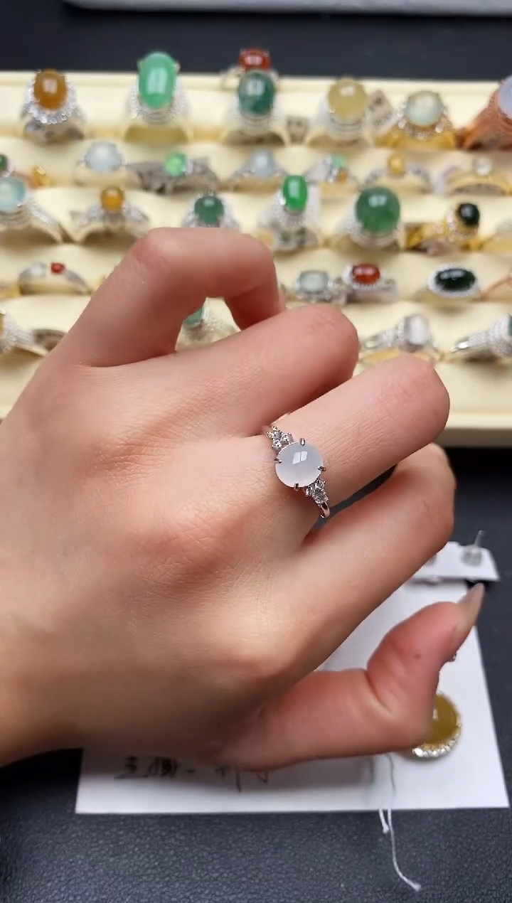 【闪购商品】翡翠戒指银S925镶嵌3333333+6