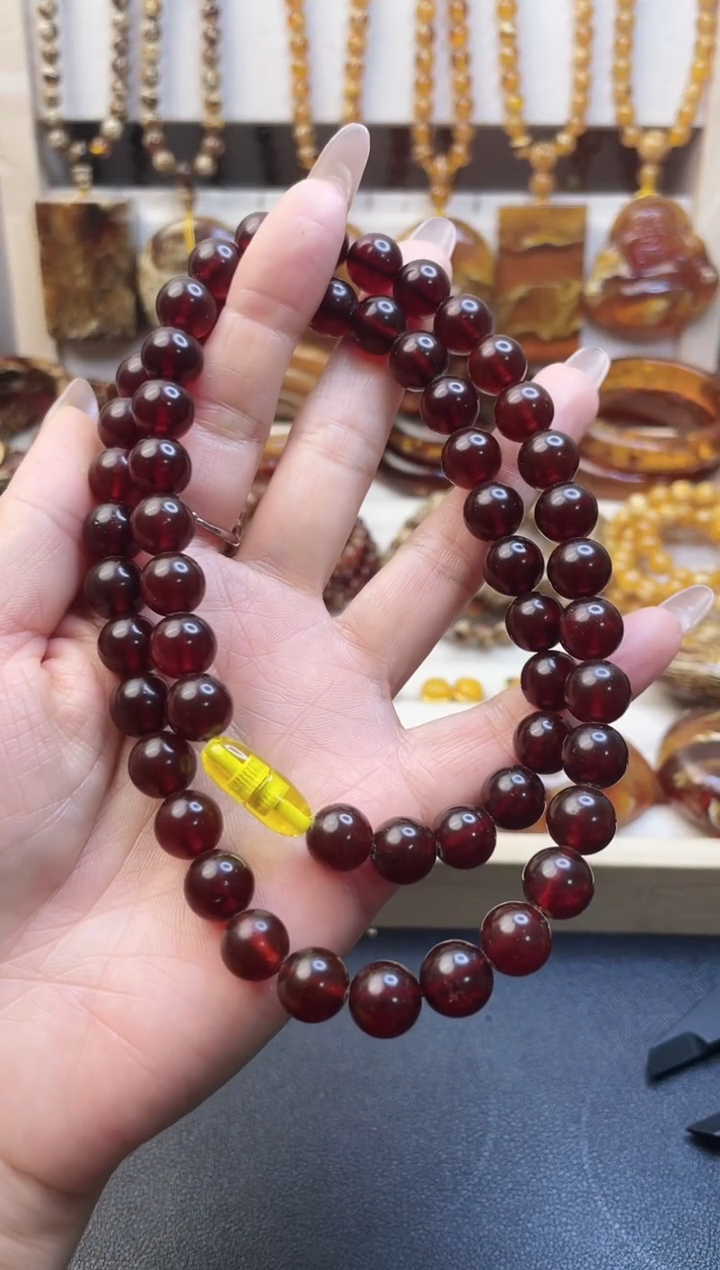 无非金属缅血卡10的项链