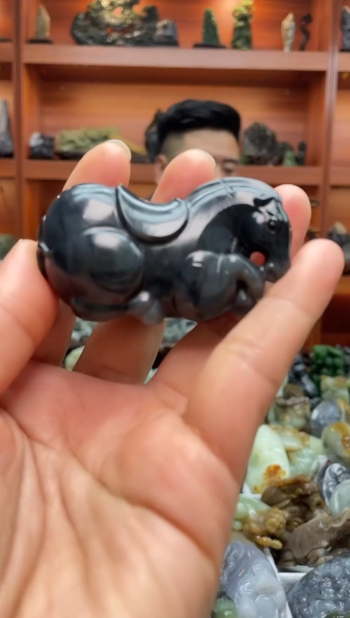 未镶嵌和田玉把件1