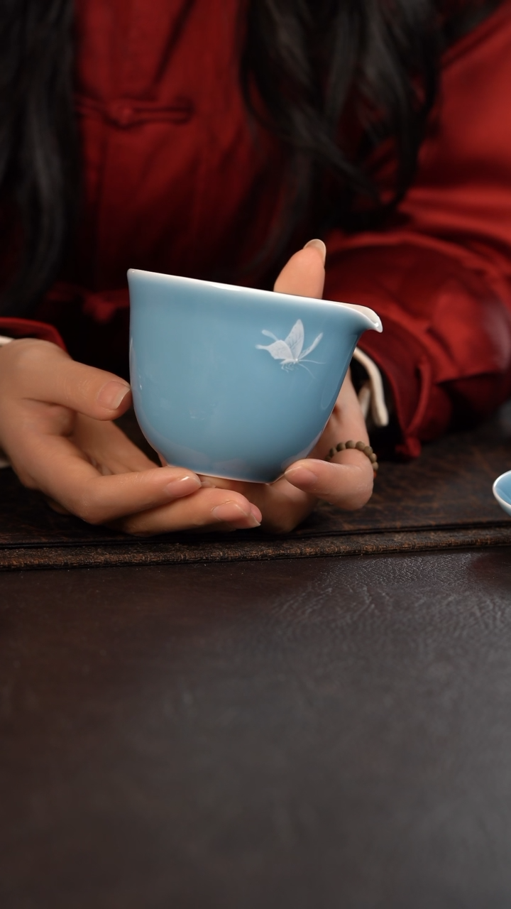 【闪购商品】杯初蓝舍天青蝴蝶公道