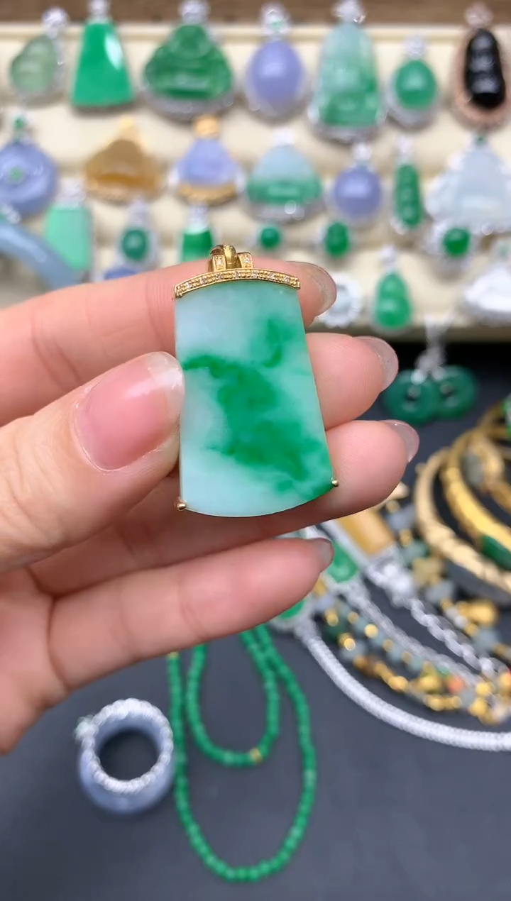 【闪购商品】翡翠颈饰18K金镶嵌389-中国好珍宝