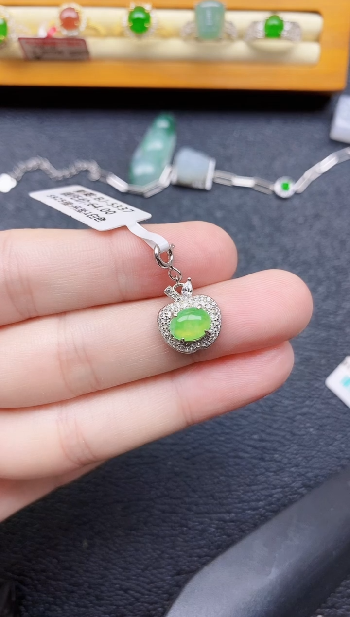 银S925镶嵌戒指翡翠1