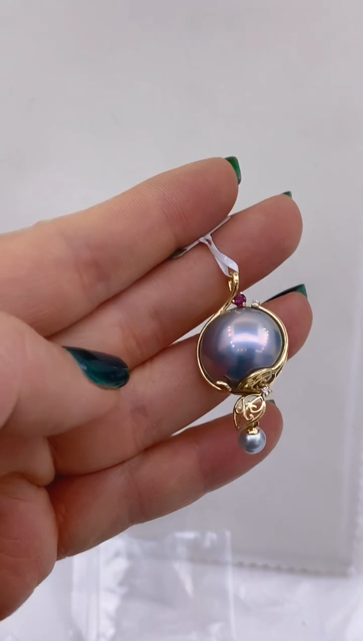 【闪购商品】拼合珍珠（马贝珠）吊坠18K金镶嵌146