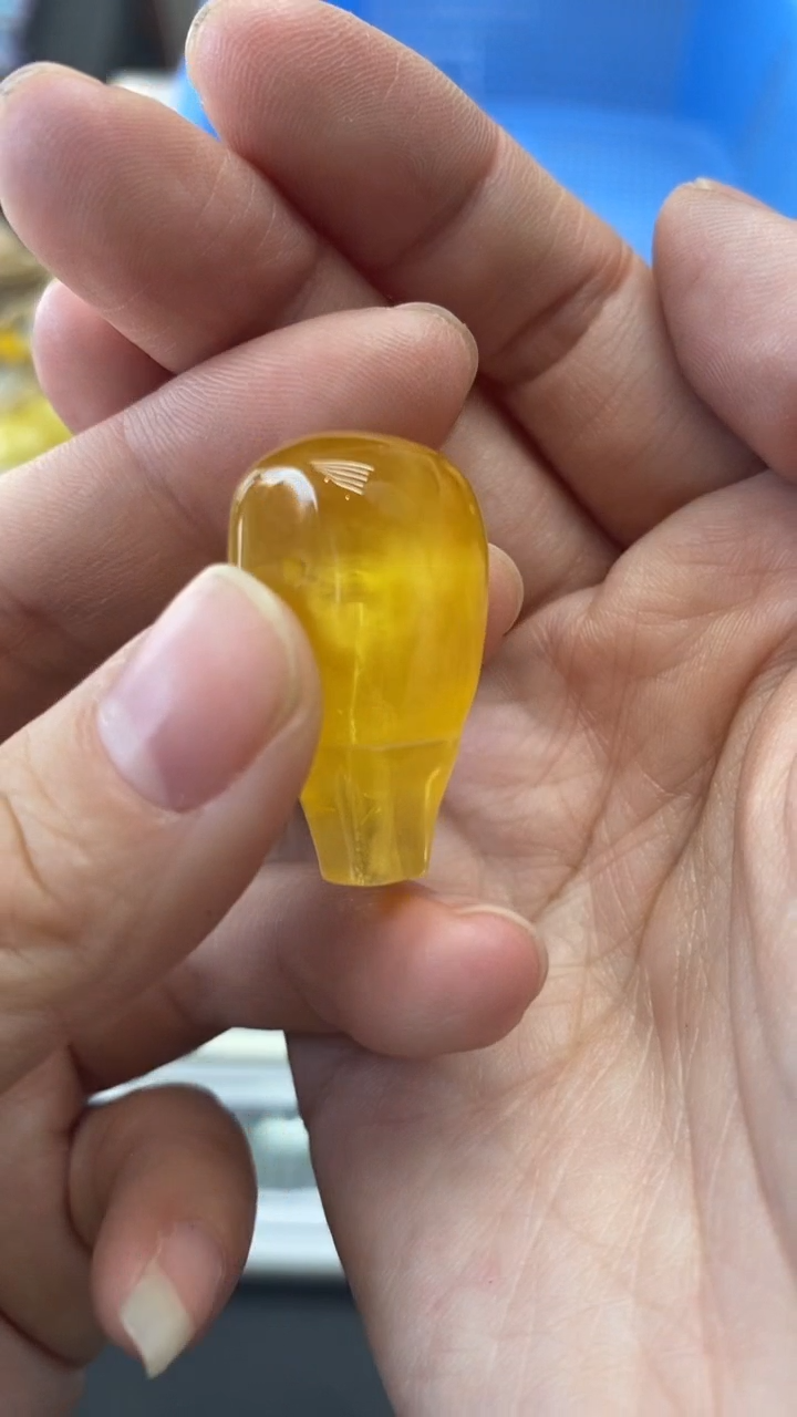 琥珀未镶嵌珠宝奇石677