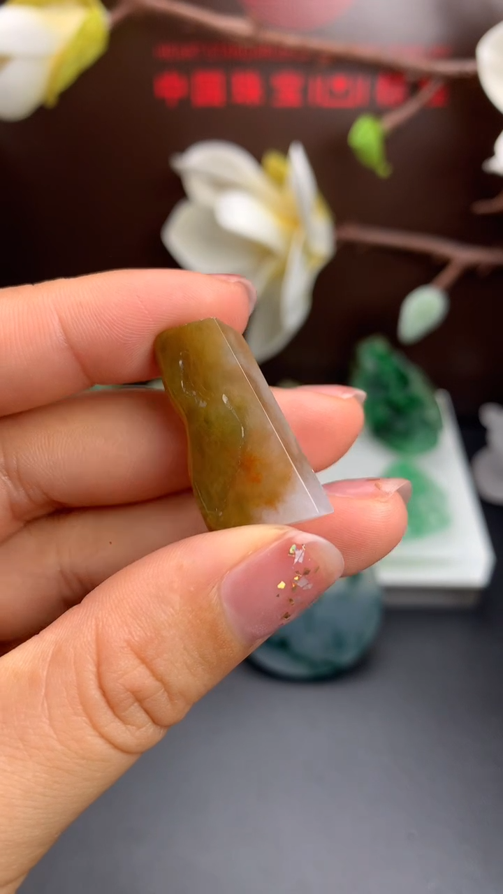 【闪购商品】定制翡翠未镶嵌               