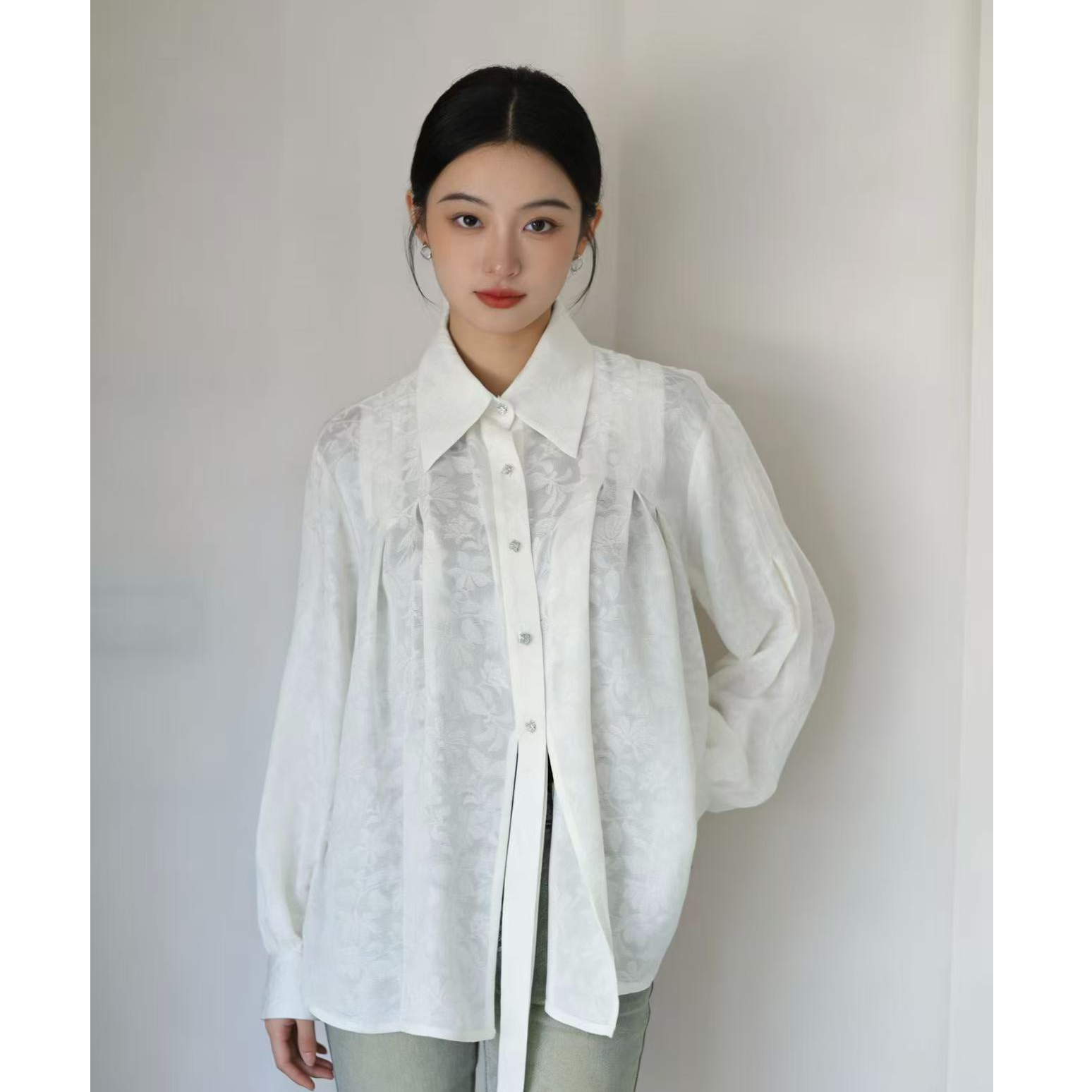 【绣美天下】素影 新中式非遗国风朱伯伯苏罗白花影无丝褶皱款上衣