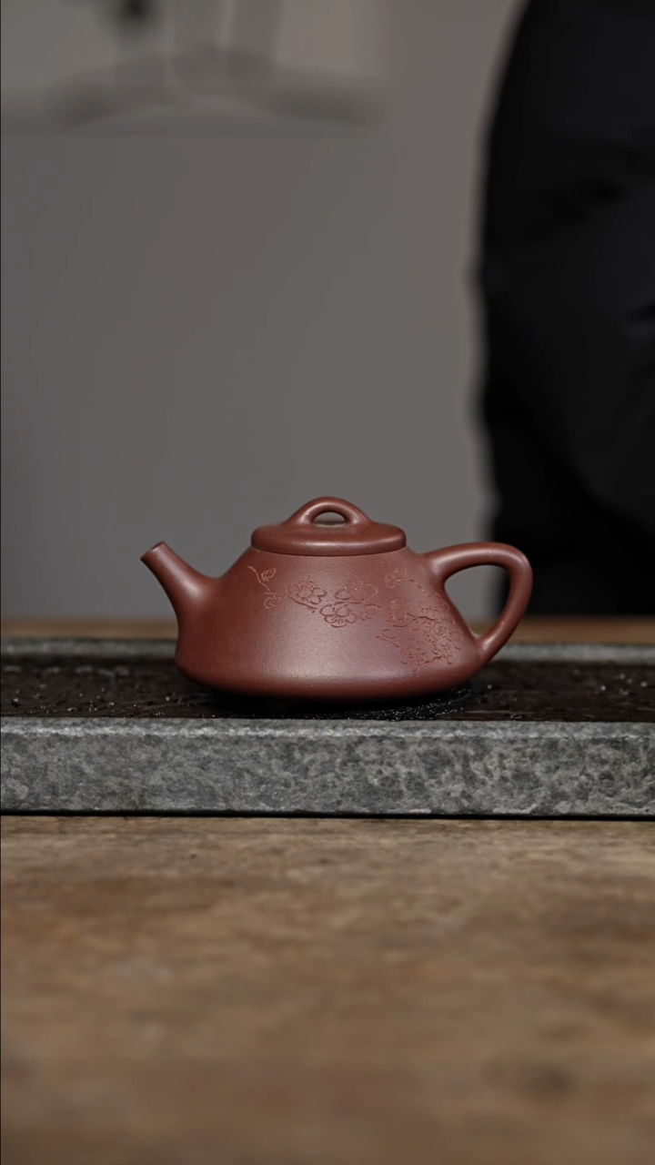 【闪购商品】紫砂茶壶黄龙山四号井底槽青子冶石瓢210毫升