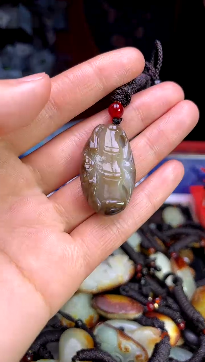 【闪购商品】和田玉未镶嵌颈饰1