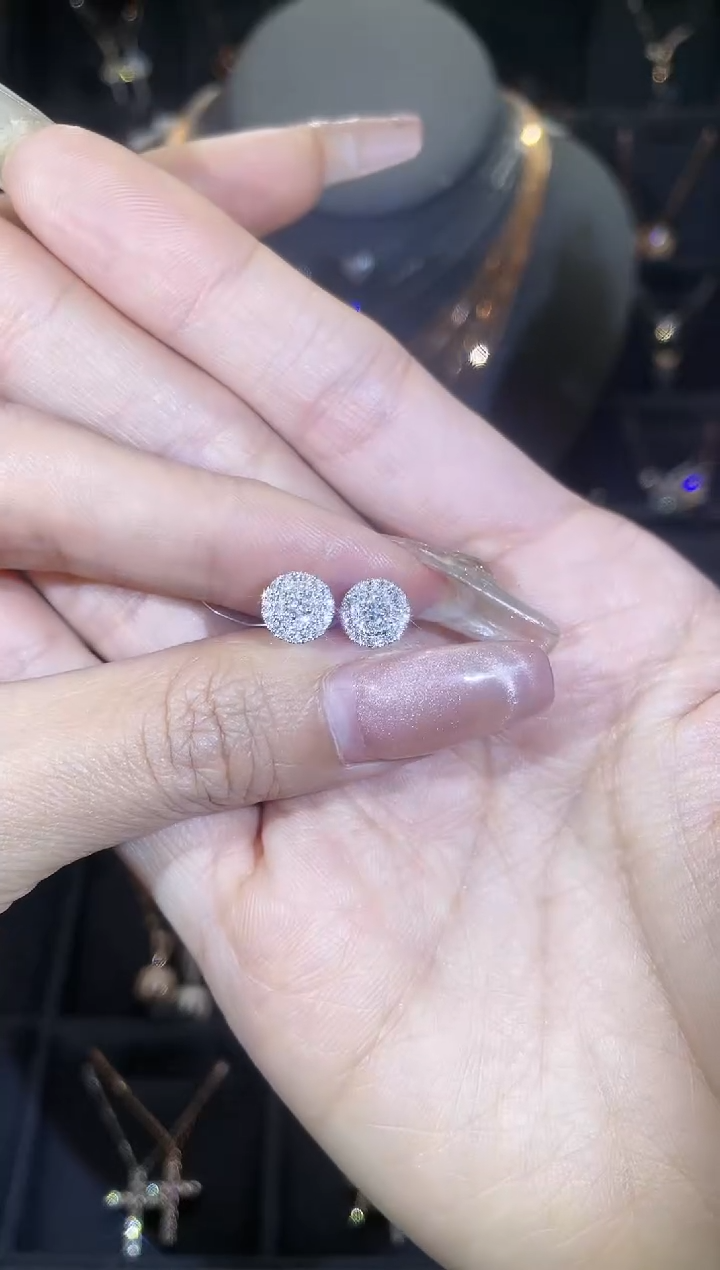 【闪购商品】钻石耳钉18K金镶嵌18K金白  多人 圆糖