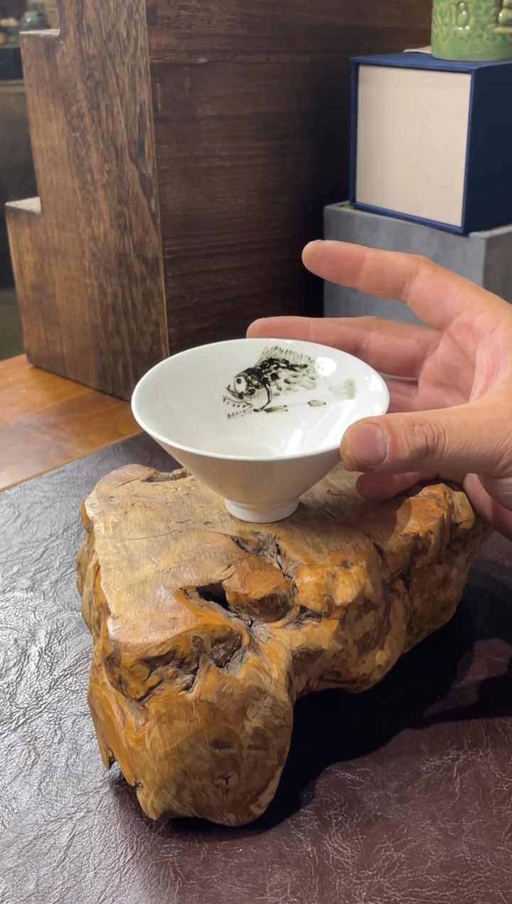 18号内绘斗笠盏釉下彩嘎嘎好