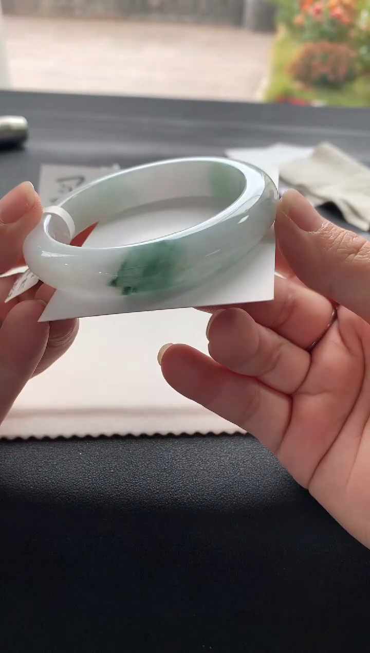 【闪购商品】翡翠手镯未镶嵌57.7正圈买断A9060