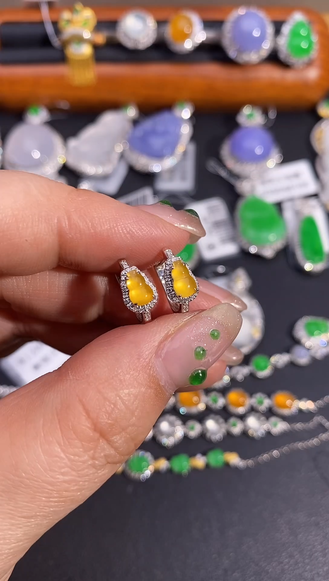 【闪购商品】翡翠耳饰18K金镶嵌耳饰