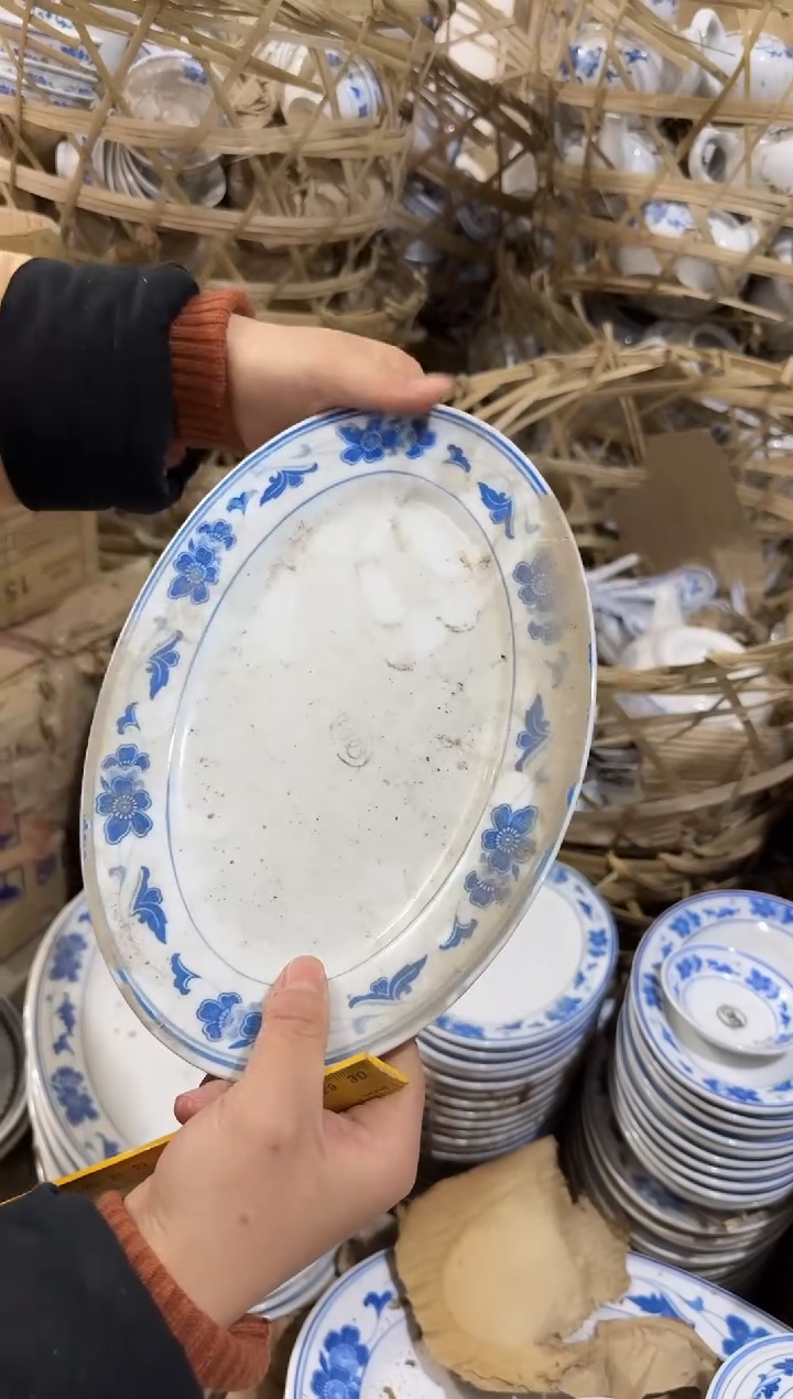 【闪购商品】摆件碗盘杯25.5厘米微瑕介意勿拍