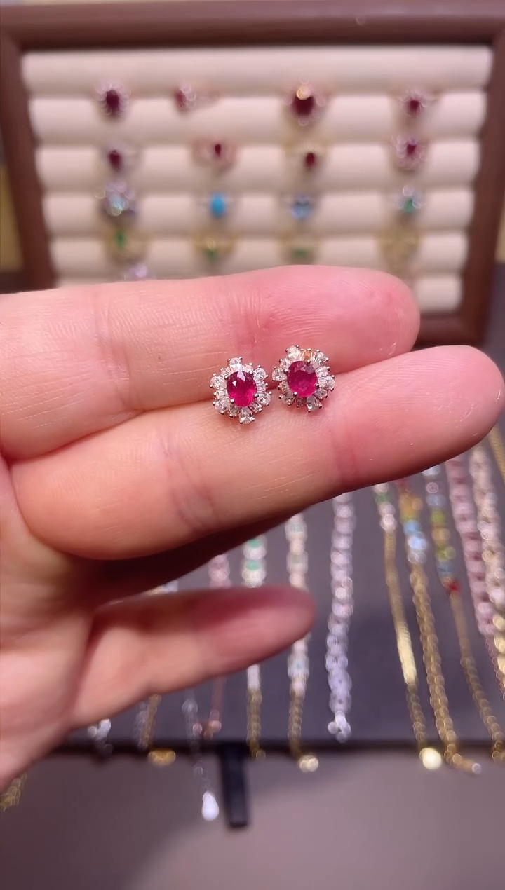 【闪购商品】红宝石耳饰银S925镶嵌1