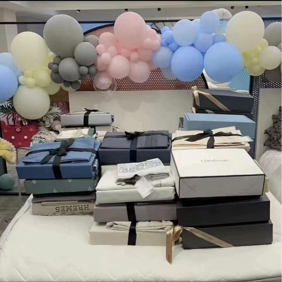 【曼婷夏被】品牌尾单  床品  四件套  被子  断色断码