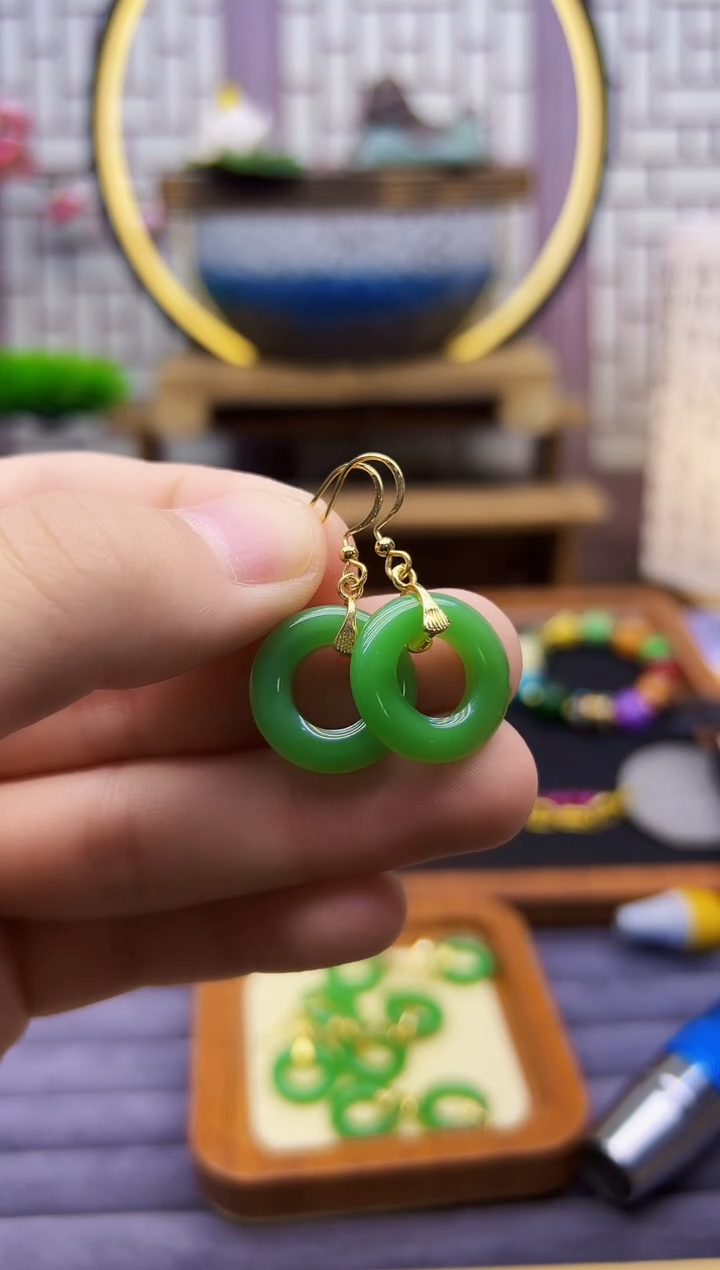 和田玉14K金镶嵌耳饰E126           