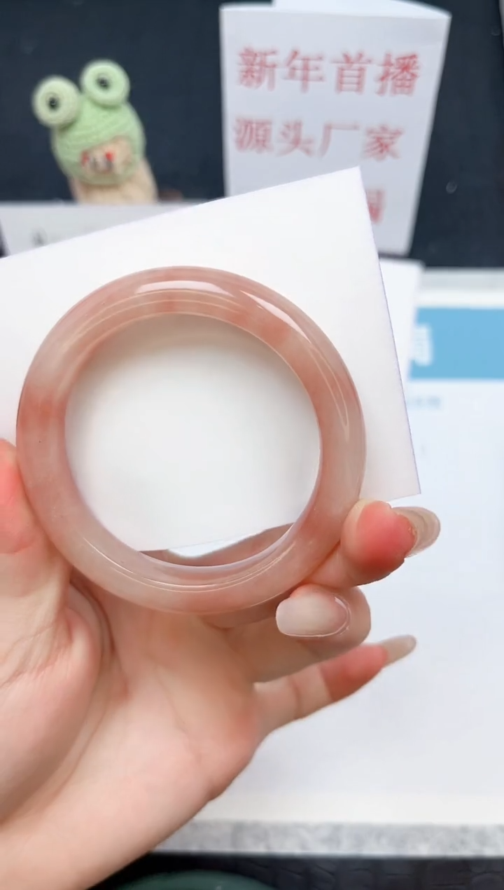 【闪购商品】石英质玉手镯未镶嵌201-52