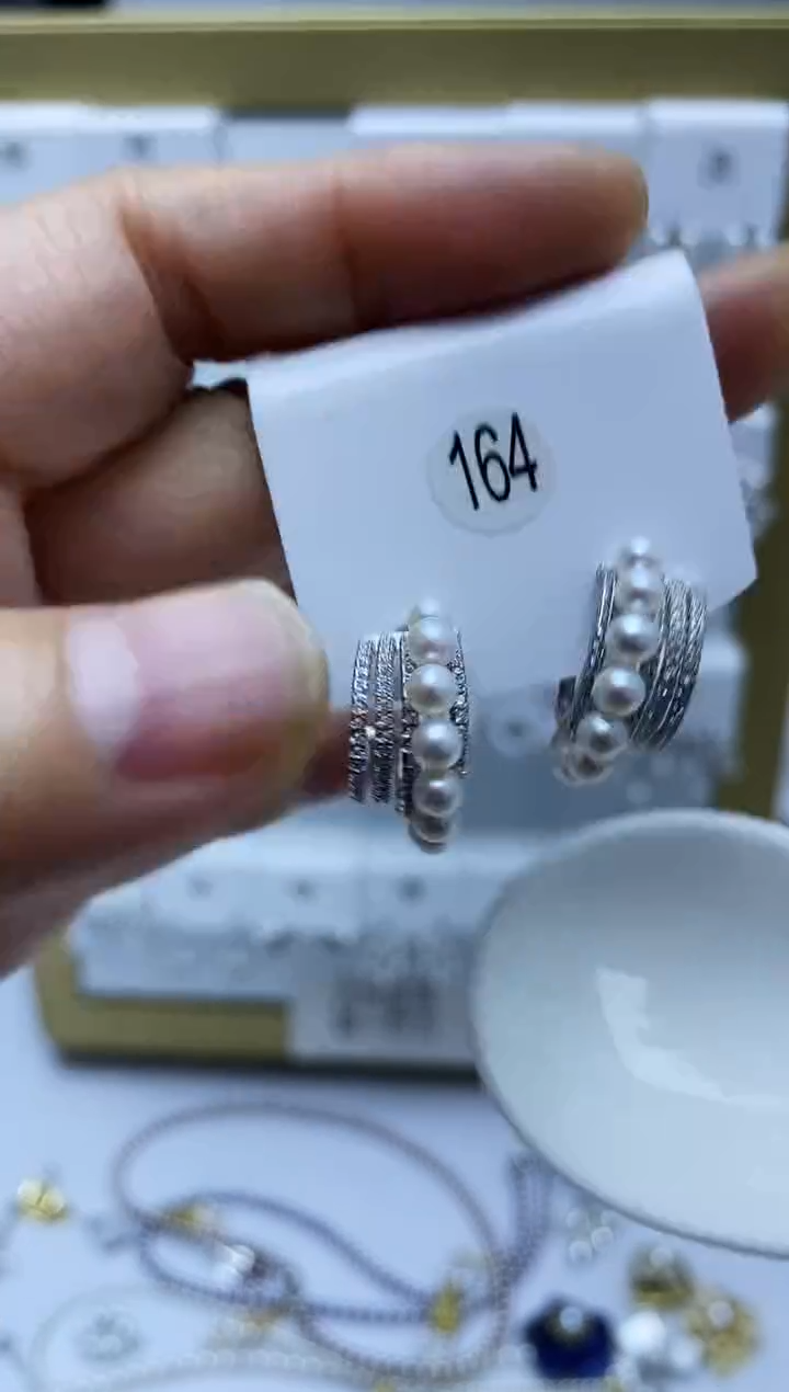 银S925镶嵌耳饰淡水珍珠164