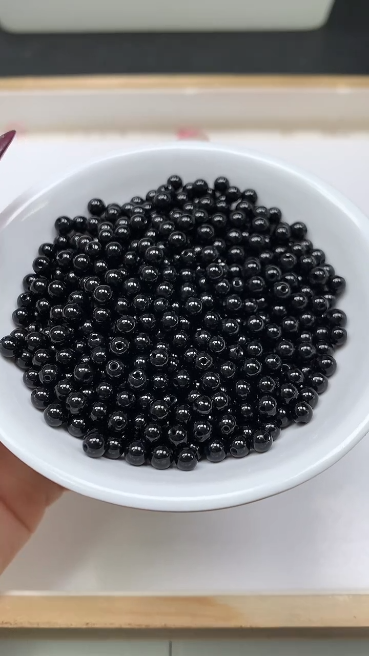未镶嵌散珠玛瑙/玉髓B367 黑玛瑙4mm50颗4.9元